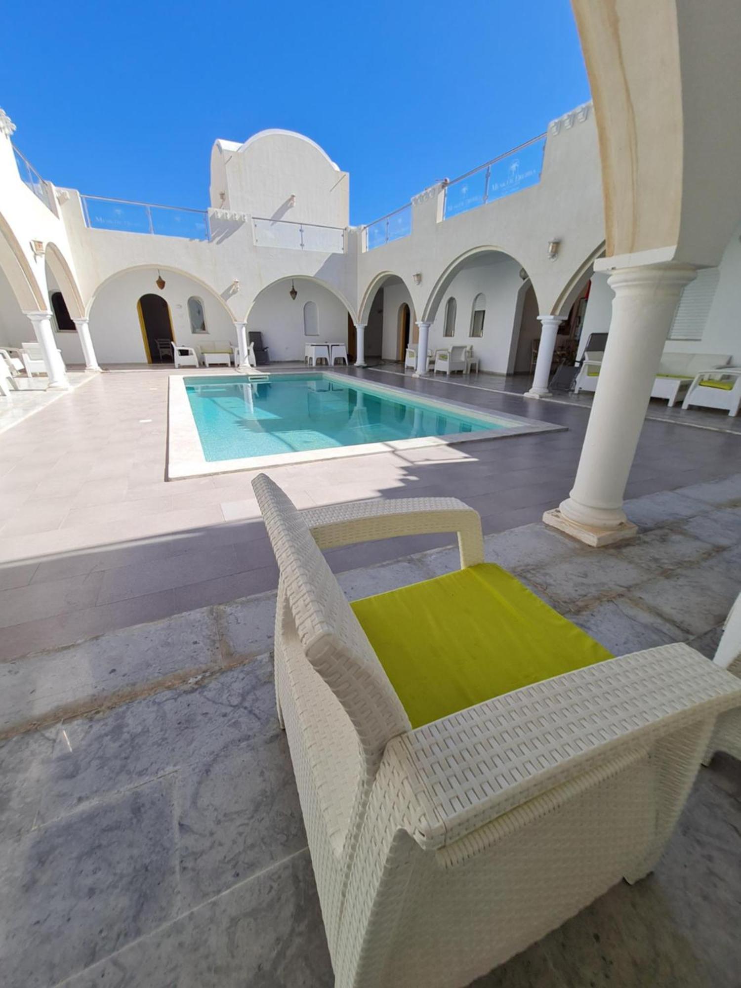 Musk De Djerba Suite Aziz Avec Piscine Temlale 外观 照片